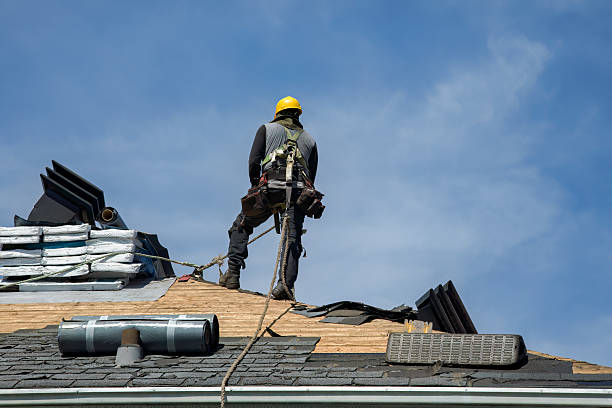 Professional Gutter Installation technician working in Hillsdale, WY